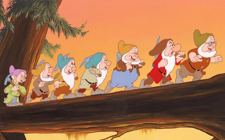 SieteEnanitosYendoAlTrabajo